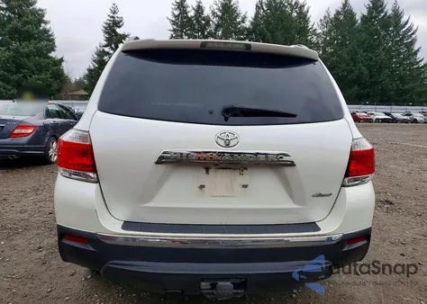 2011 Toyota Highlander Limited z USA, uszkodzony, nr VIN 5TDDK3EH5BS076146